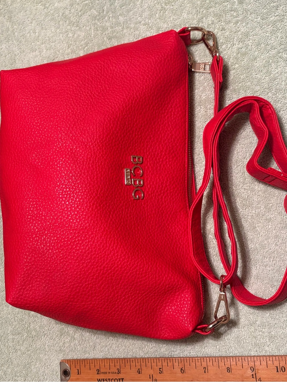 BCBG Paris Red Crossbody Bag & Black Tie Wallet Clutch Bundle - Picture 10 of 16